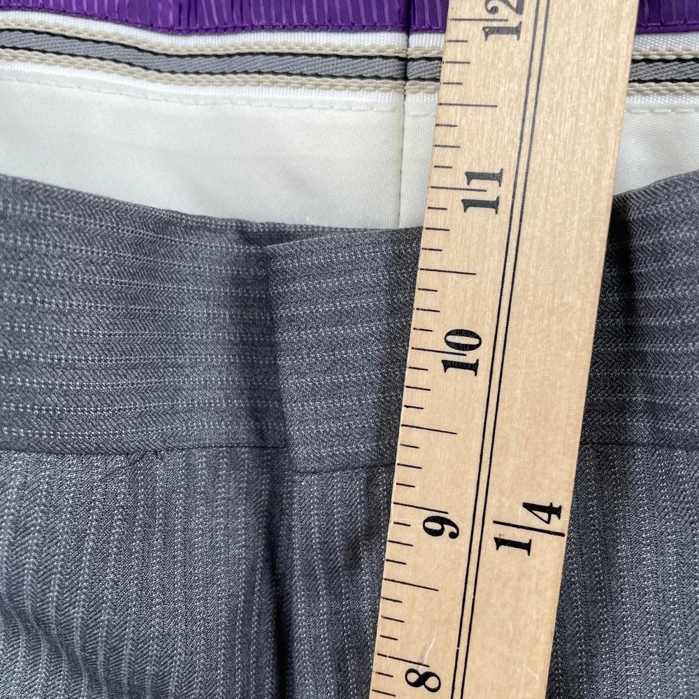 Vinci Suit Mens 40L Gray Pinstripe Two Button Notch Lapel Modern Business Formal